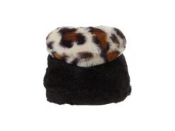 Betsey Johnson Novelty Sherpa Scuff Slipper -Shoes Stories Shop 71X4vxreUMS