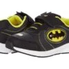 Josmo Batman Lighted Sneaker (Toddler/Little Kid) -Shoes Stories Shop 81EVY0d8eVL
